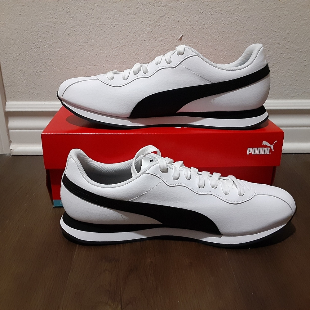 Puma - Picture 3 of 4